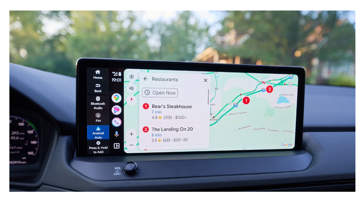 android-auto-home-screen-with-a-maps-app-tile-displayed